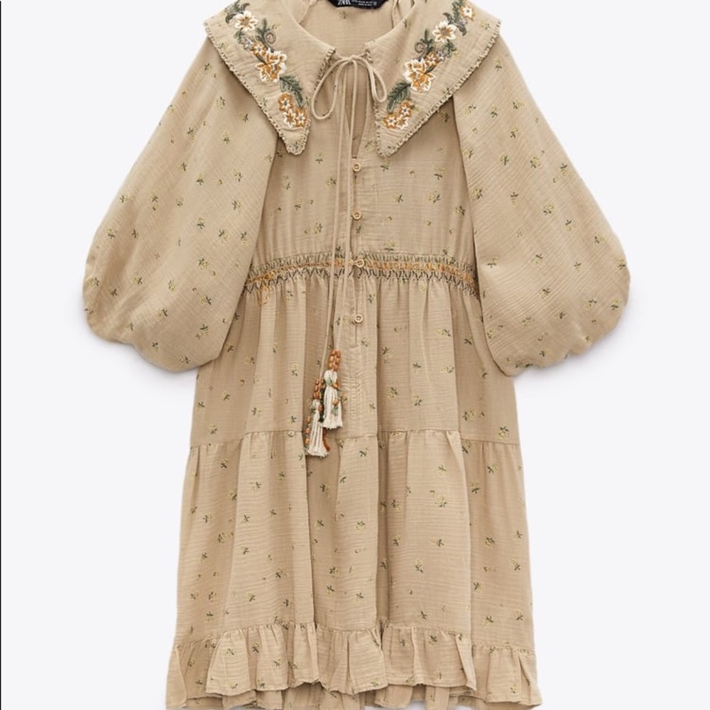 PETER PAN COLLAR MINI DRESS